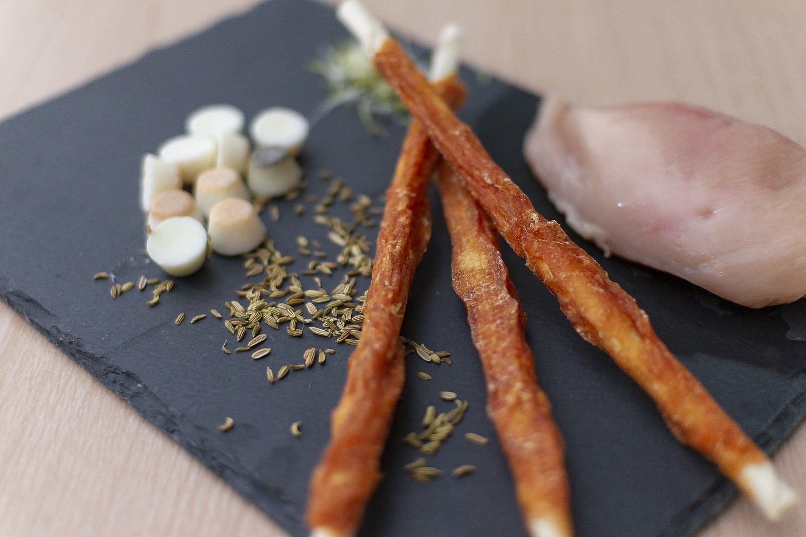 Braaaf Rawhide Twister Kip (8 st.) - 25 cm 2025 Braaaf Rawhide Twister Kip (8 st.) - 25 cm - Afbeelding 4