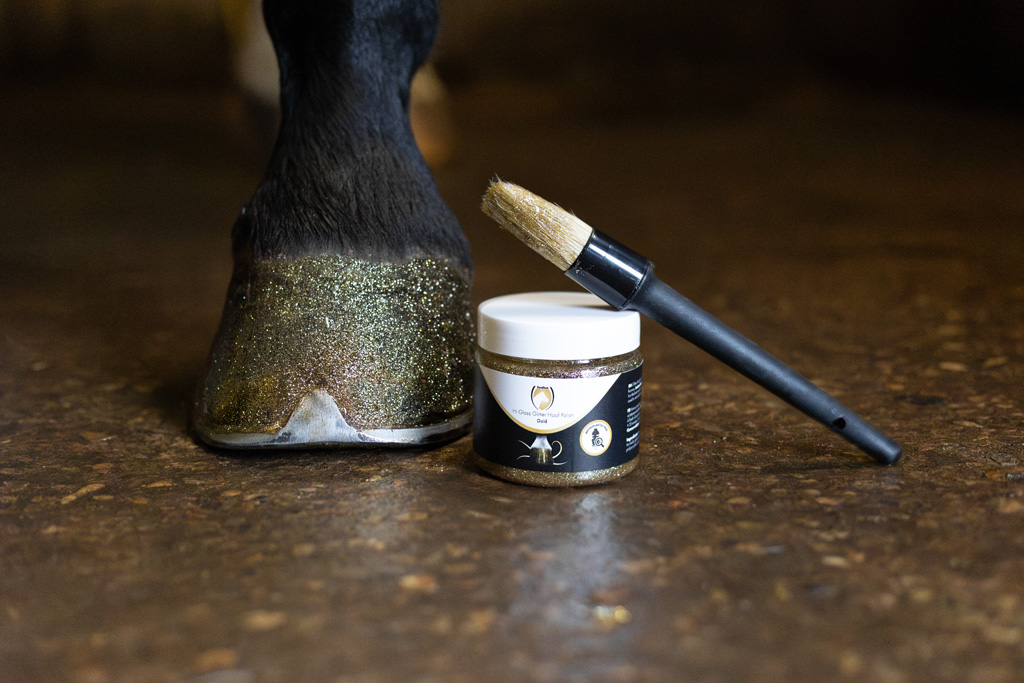 Excellent Horse Hi Gloss Glitter Hoof Polish Gold 150 ml 2025 Excellent Horse Hi Gloss Glitter Hoof Polish Gold 150 ml - Afbeelding 5